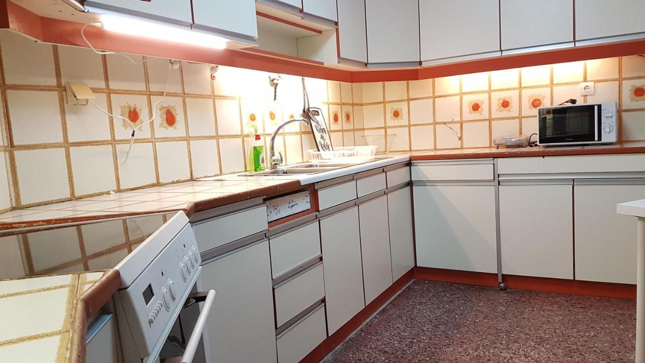 Apricot Apartment - Athens Center, 6 Bd, 2.5 Bath ภายนอก รูปภาพ