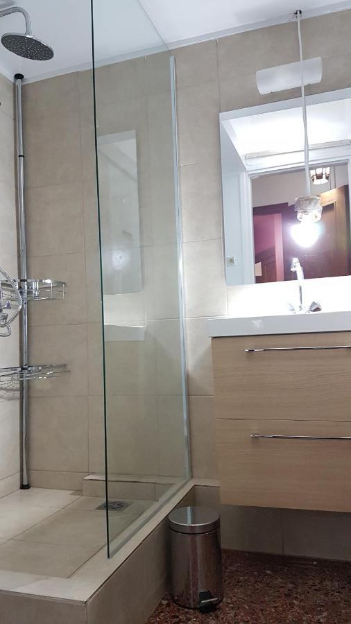 Apricot Apartment - Athens Center, 6 Bd, 2.5 Bath ภายนอก รูปภาพ